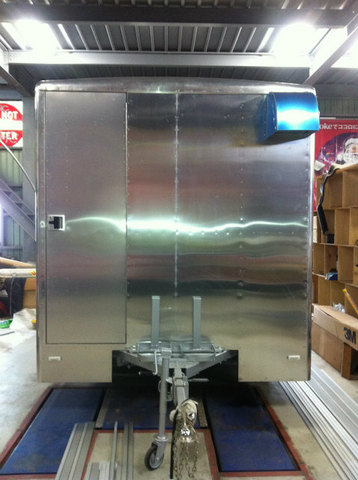 多目的移動販売トレーラー